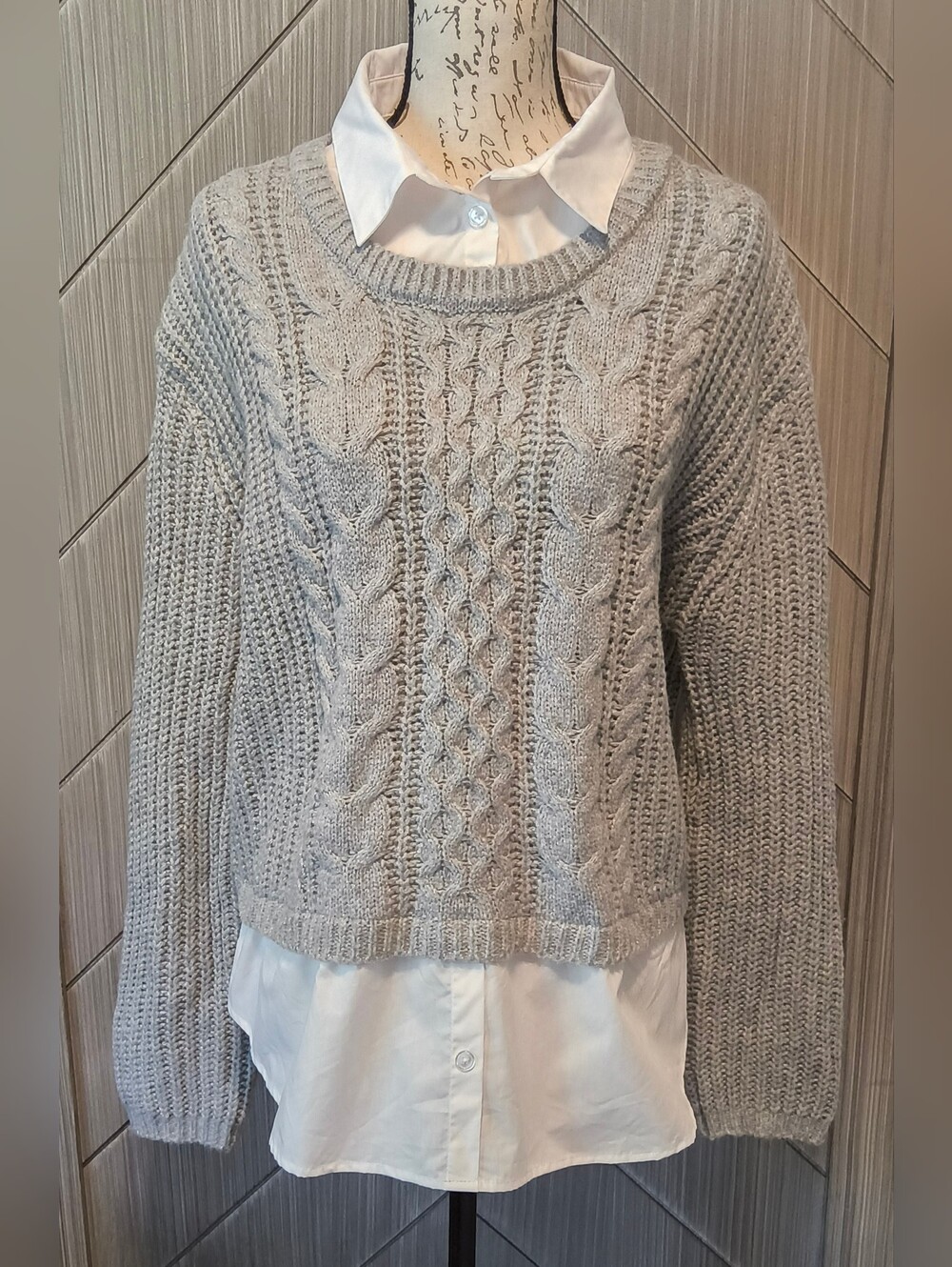 No Boundaries XXXL Gray Cable Knit White Shirt Layered Sweater Preppy Cozy